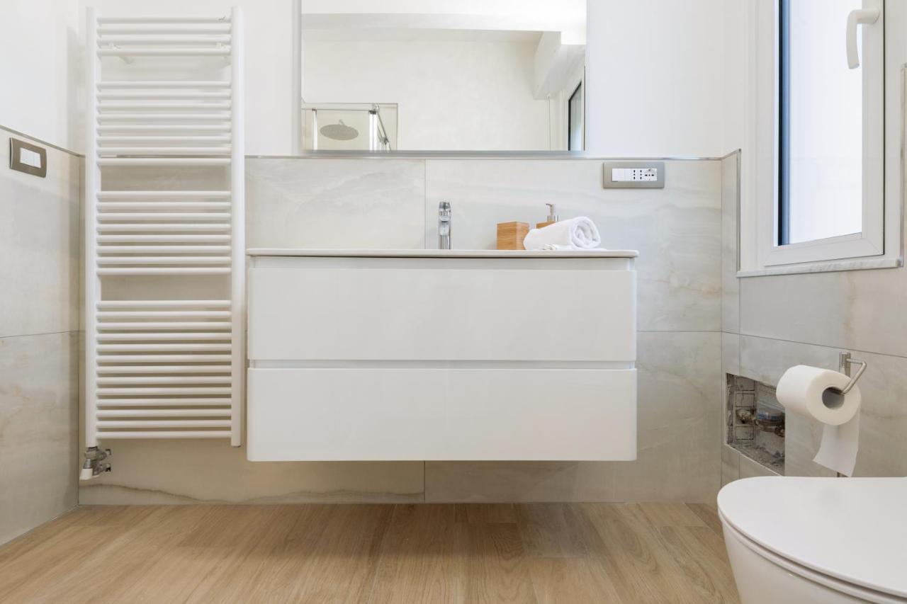 Ferienwohnung Modern Flat 250 Mt From The Sea - Albissola Marina Exterior foto